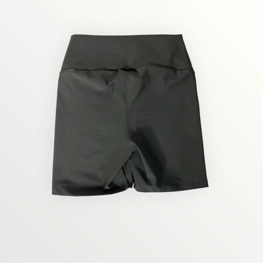 Savancini‎ Black Compression Cycling Workout Womens Medium Shorts Activewear